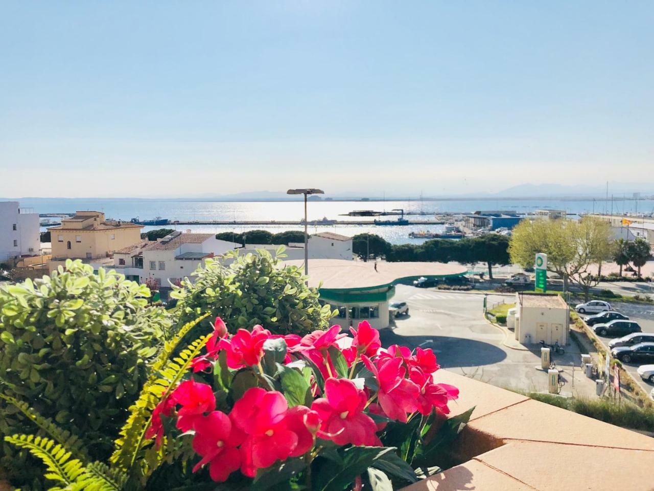 Roc Mar 3 3D - Apartamento Cerca Del Centro Y De La Playa - Terraza Con Vistas Al Mar Y Al Puerto Roses Kültér fotó