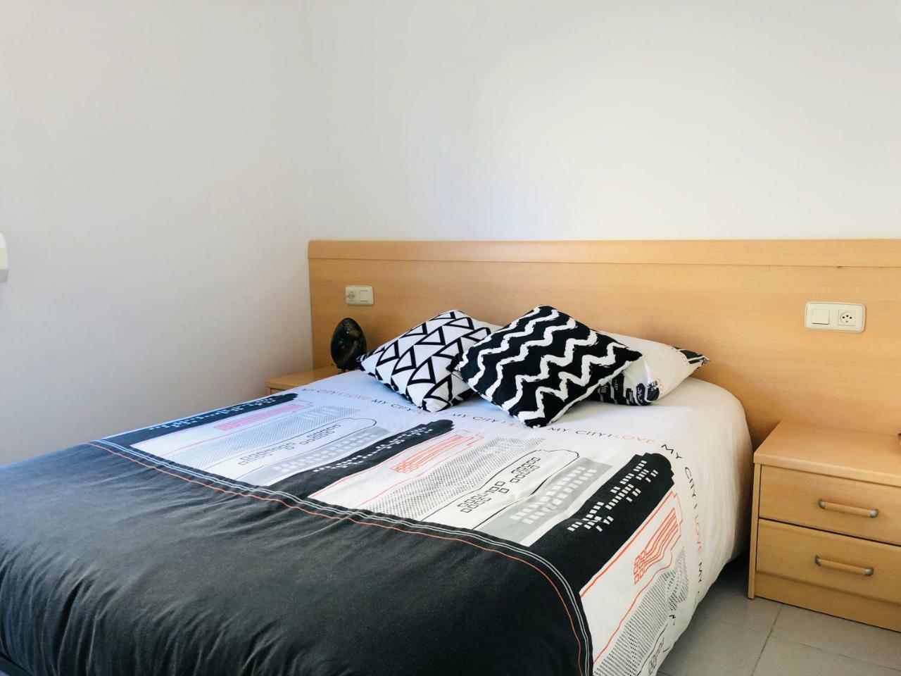 Roc Mar 3 3D - Apartamento Cerca Del Centro Y De La Playa - Terraza Con Vistas Al Mar Y Al Puerto Roses Kültér fotó